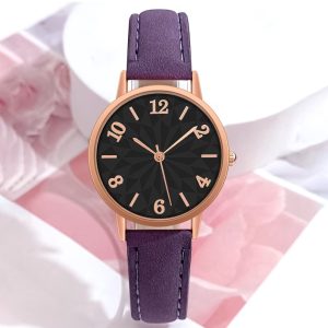 Montre avec bracelet en cuir pour femme