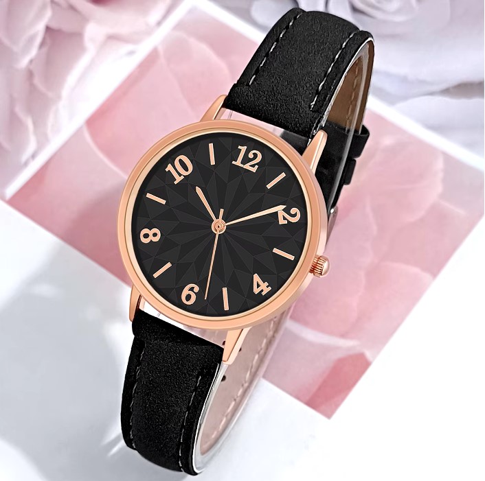 Montre femme bracelet en cuir noir