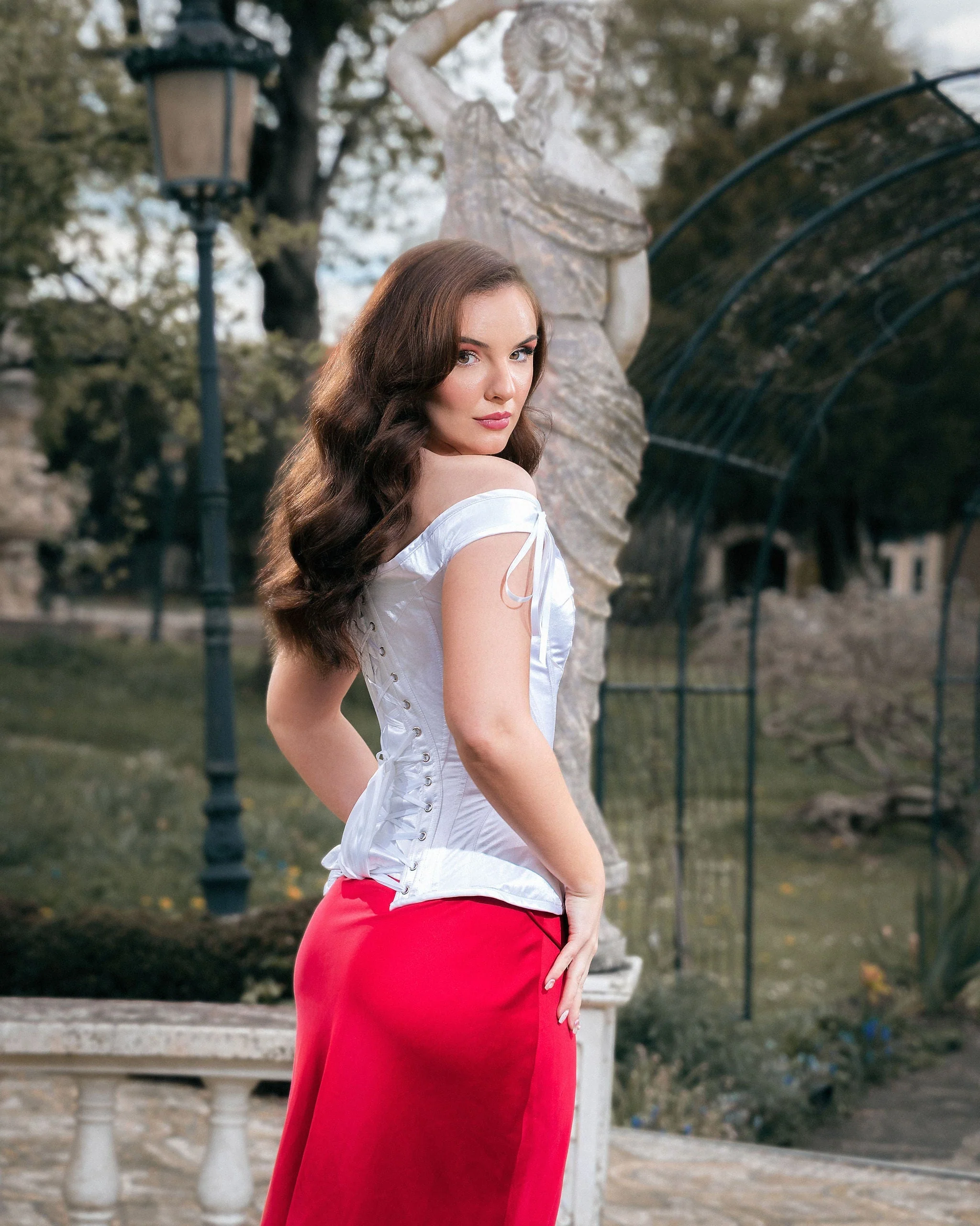 White Sleeved Corset – Image 6