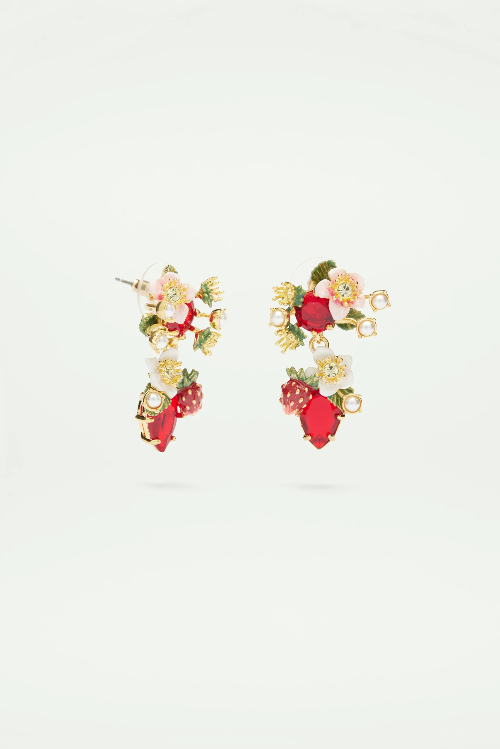 Boucles d’oreilles tiges fraises des bois et fleurs de fraisiers – Image 3