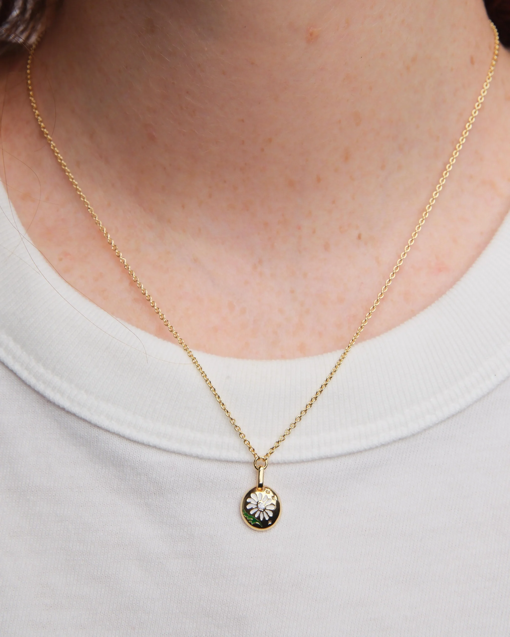 Collier pendentif médaillon et fleur de marguerite – Image 2