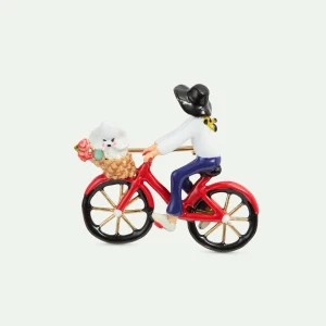 Broche vélo, caniche et bouquet de fleurs