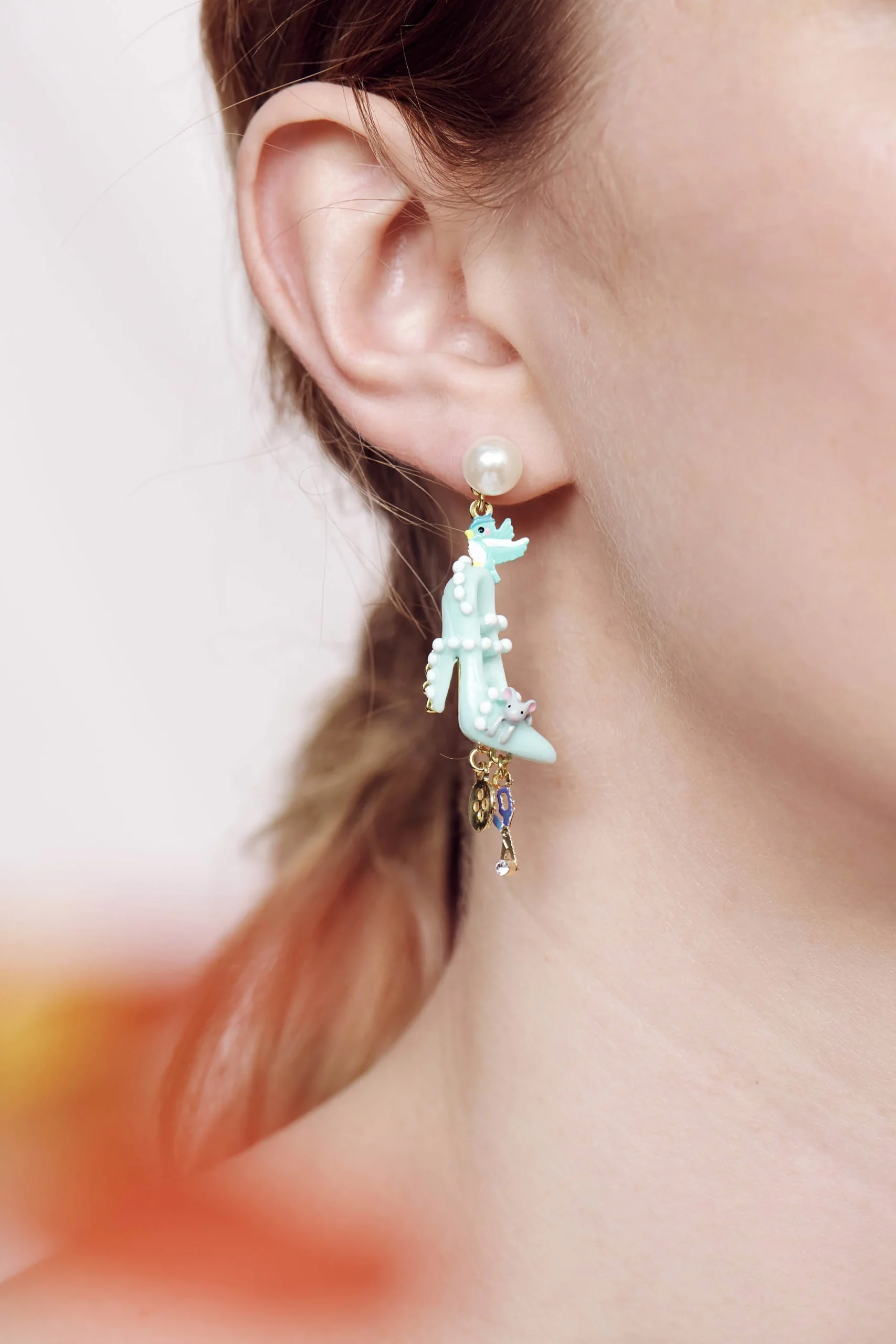 BOUCLES D'OREILLES CLIPS PERLE, SOULIER, OISEAU, BOUTON, CISEAU, PERLES ET SOURIS – Image 2