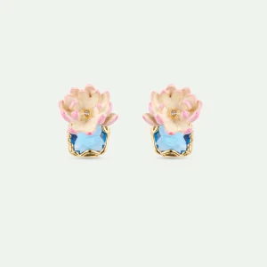 Boucles d’oreilles tiges nymphéa rose et pierre ronde bleue