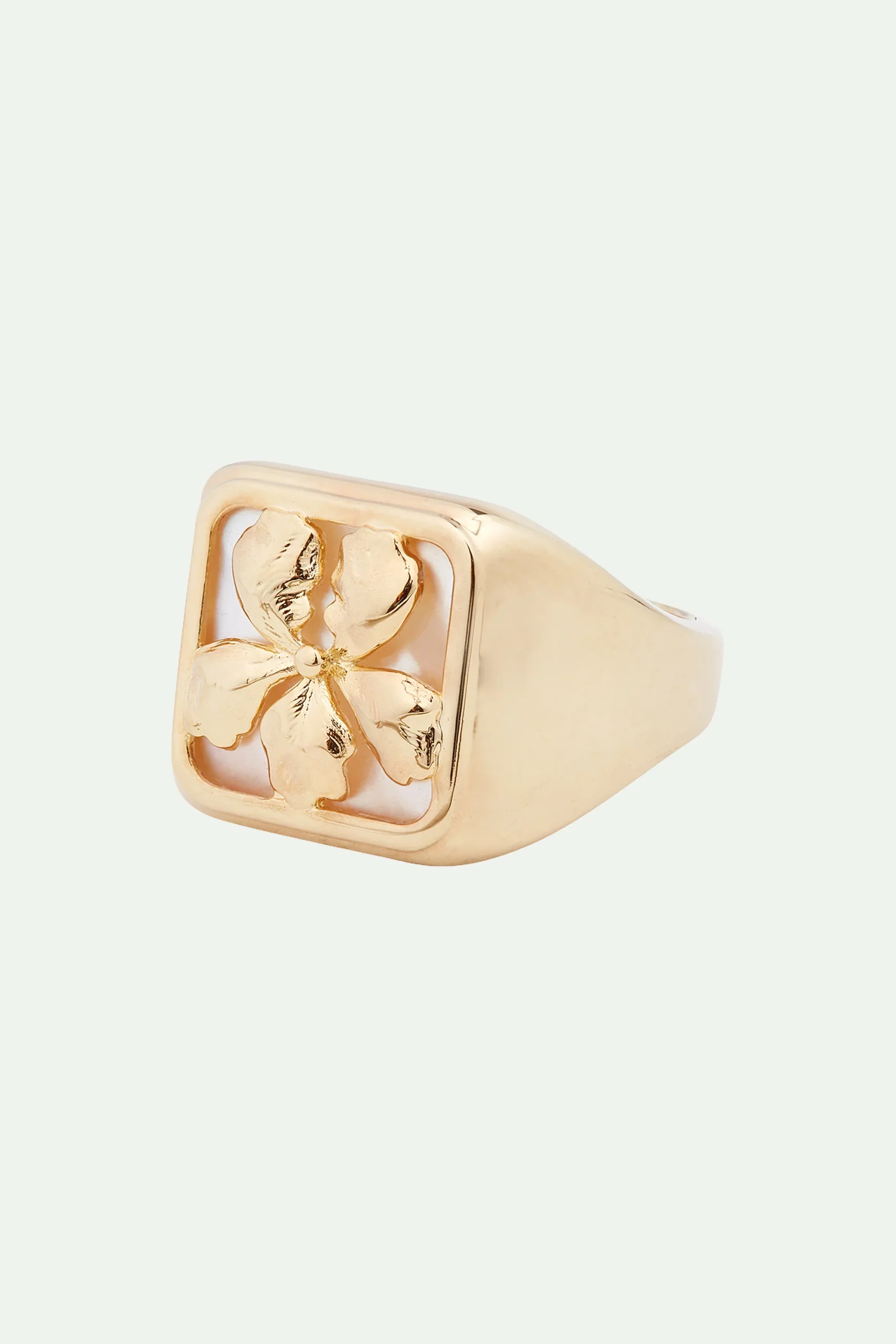 Bague iris doré sur plaque de nacre – Image 2