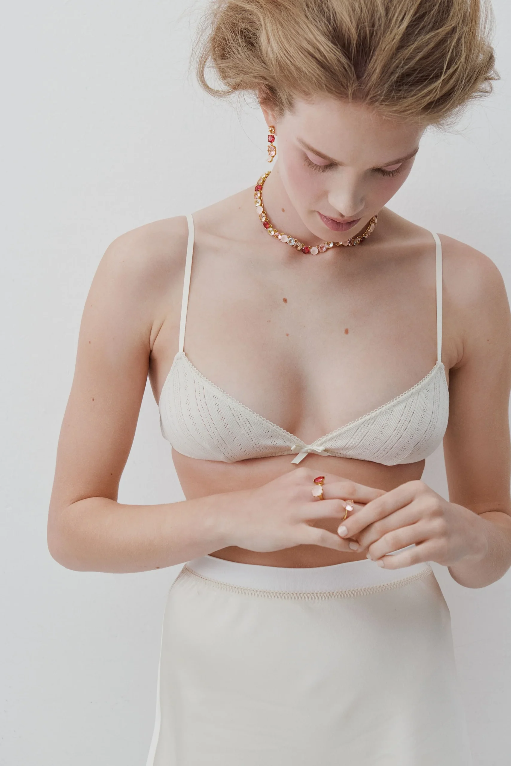 Collier ras de cou pierres rondes La Diamantine Rosa Centifiola – Image 2