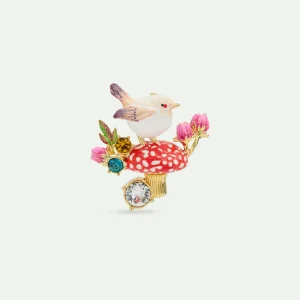Broche plectrophane des neiges et champignon, bouton de rose et cristaux