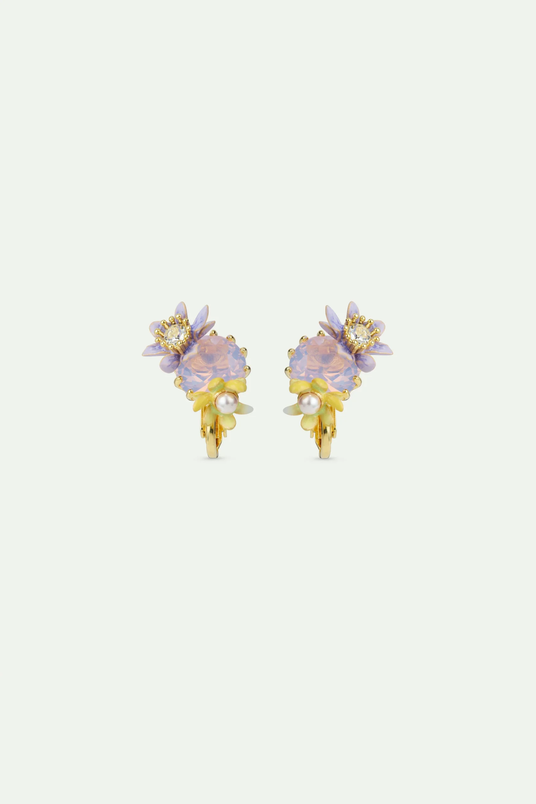 Boucles d'oreilles pierre ronde en verre facetté violet et fleurs de magnolia – Image 4
