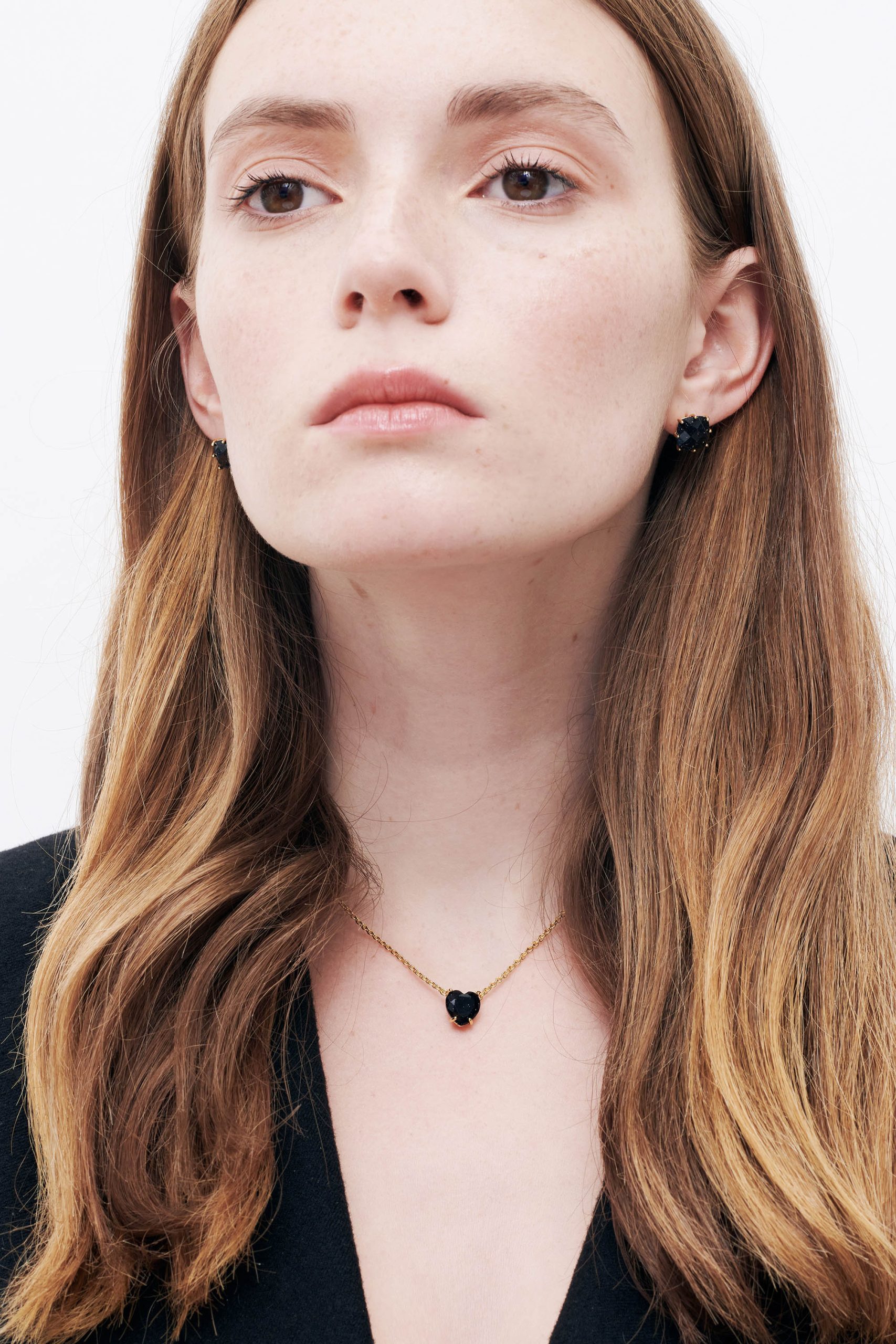 Collier pendentif pierre cœur la diamantine bleu nuit pailleté – Image 2