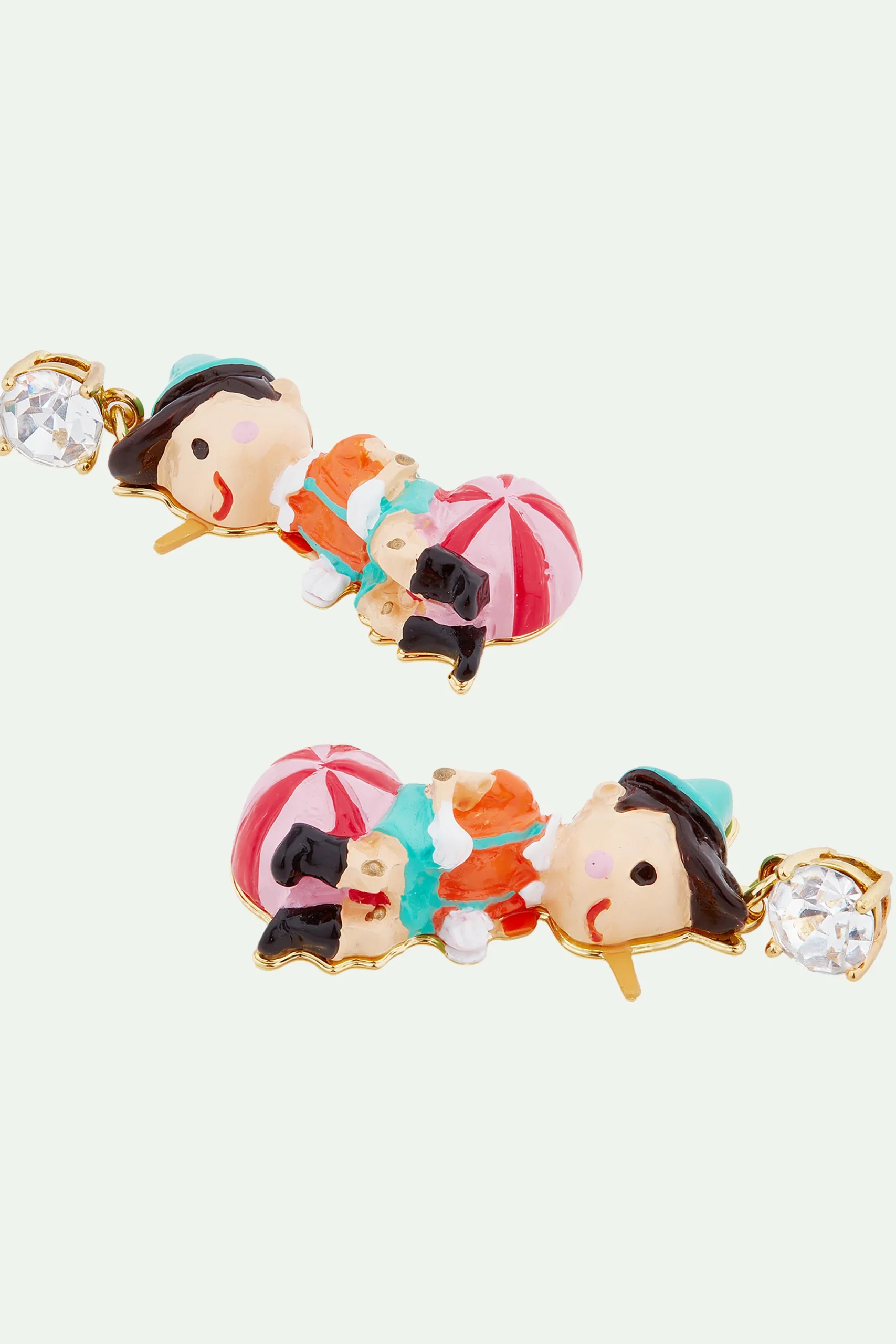 Boucles d'oreilles Pinocchio sur son ballon – Image 3