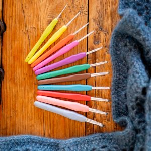 Set de crochets ergonomiques Arc-en-ciel