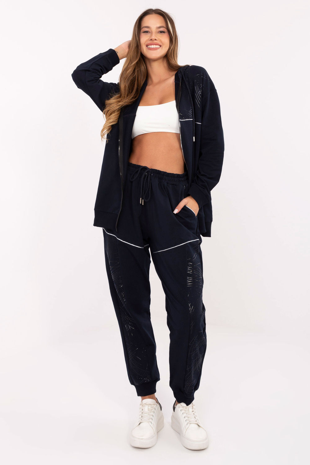 Ensemble bleu marine